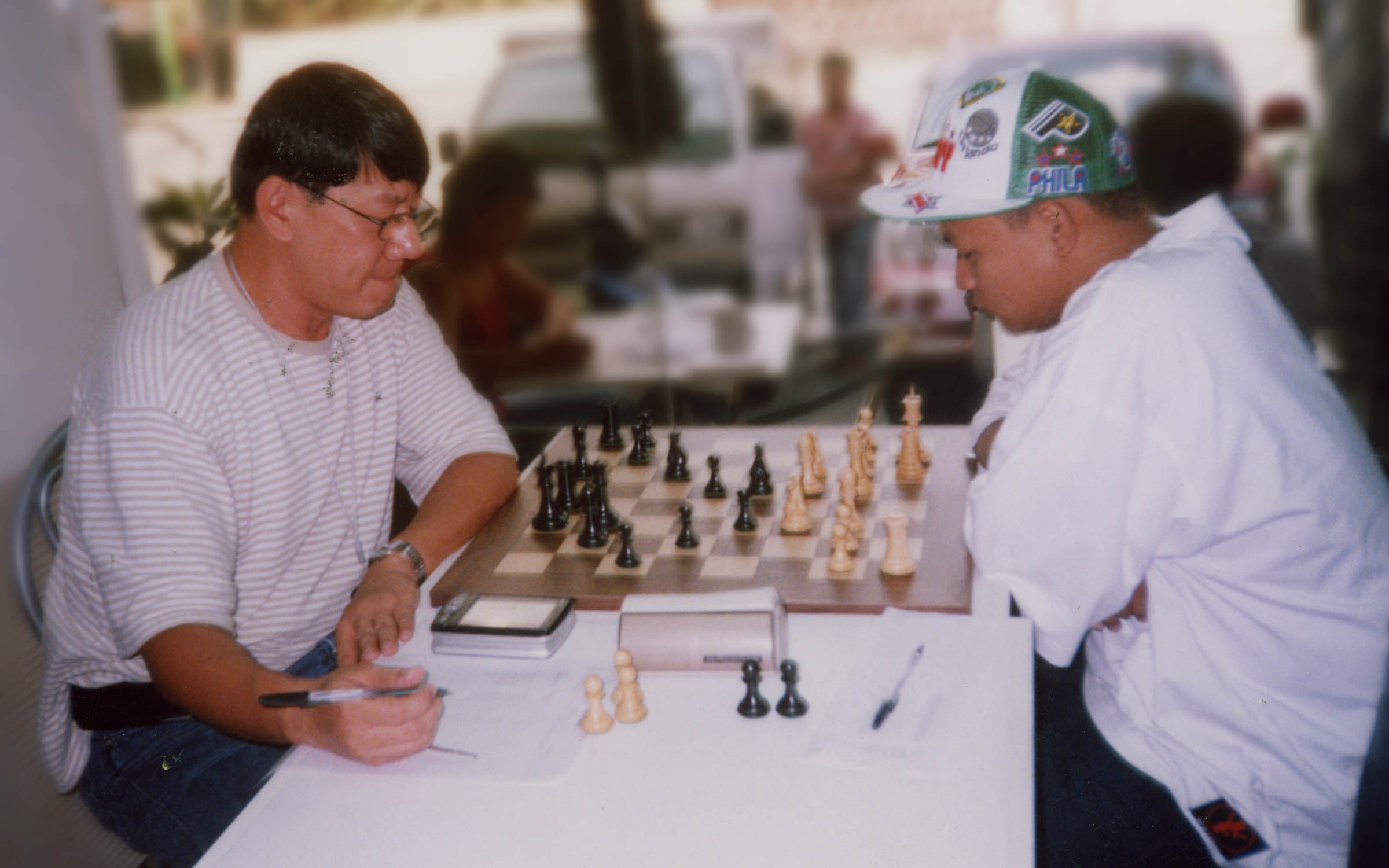 Reginald Tee operating Palm HIARCS against GM Mark Paragua